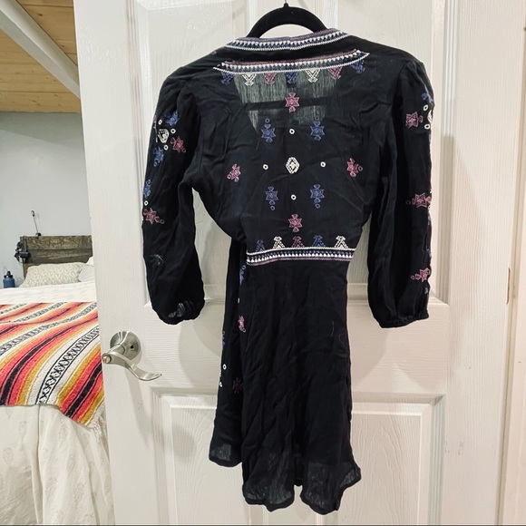 Boho embroidered gauze dress - Picture 3 of 4